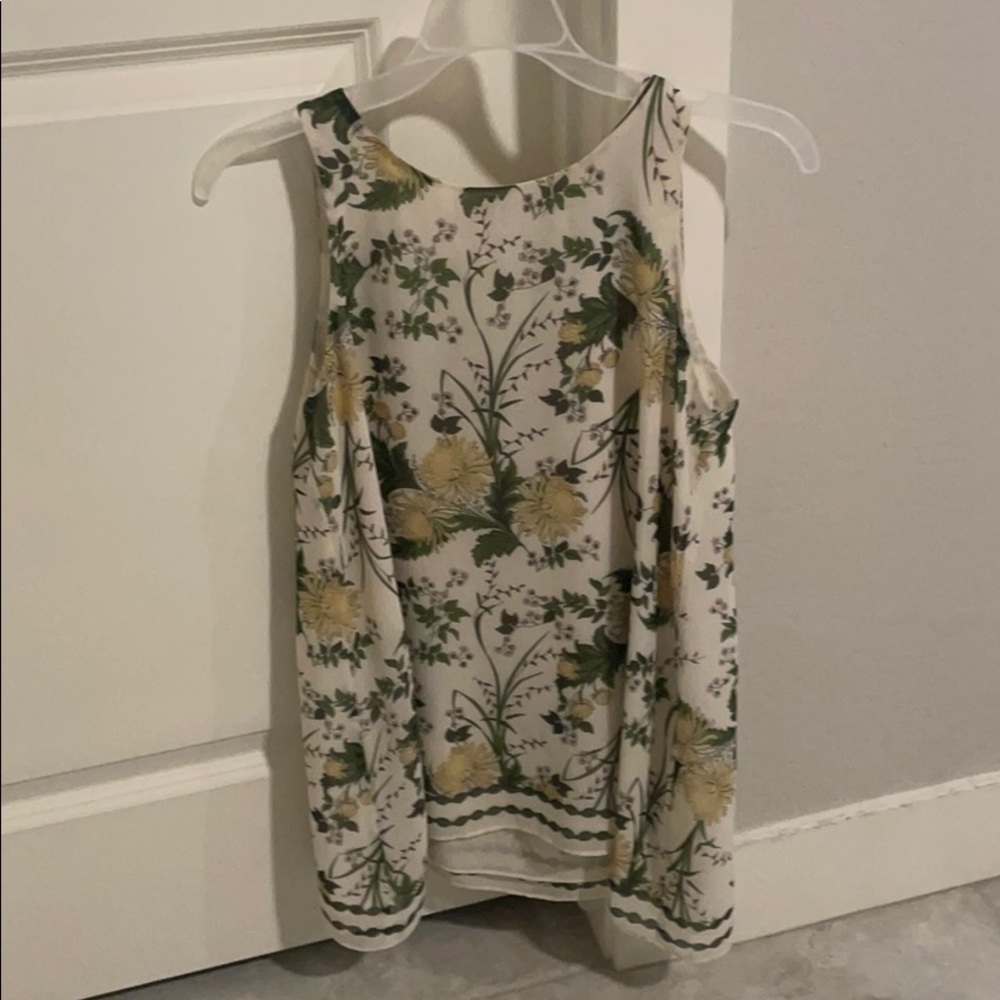 X-S Tank Top Blouse with Sunflowers